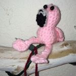 Day 19 Flossie on the Wall Tree